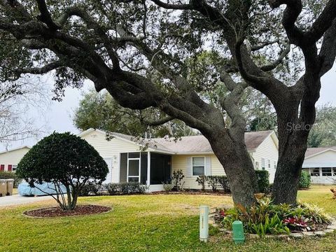 Photo of 822 Dundee Circle #822, Leesburg, FL 34788 (MLS # G5108264)