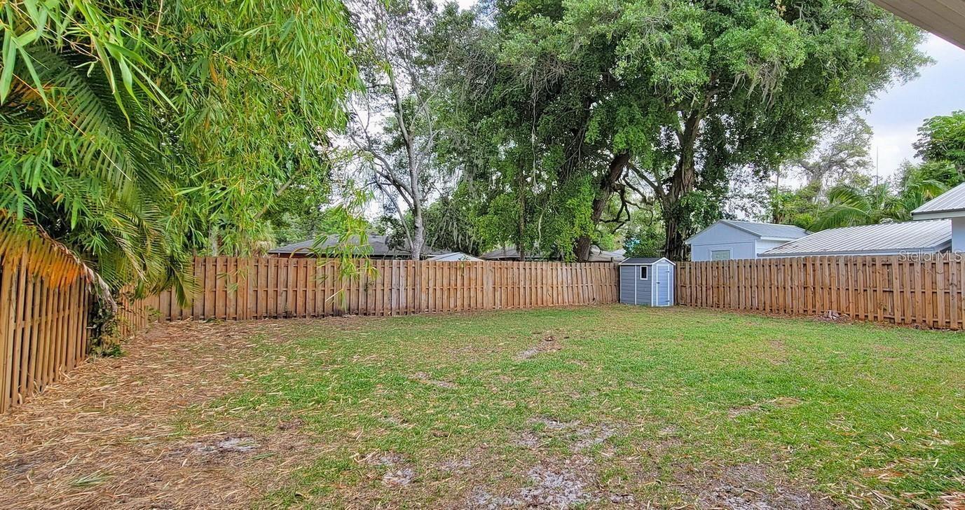 SYLVAN SHORES - Residential