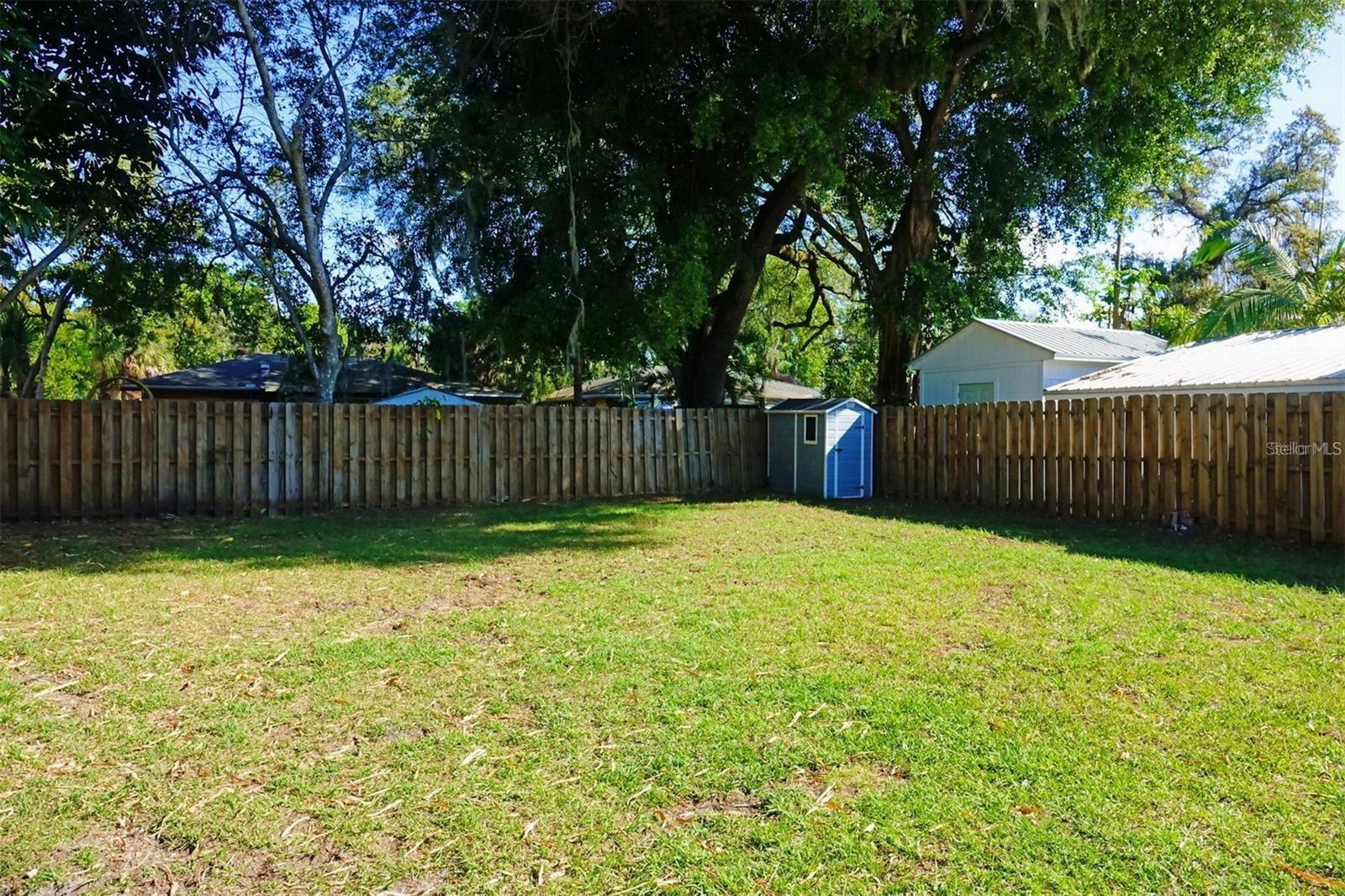 SYLVAN SHORES - Residential