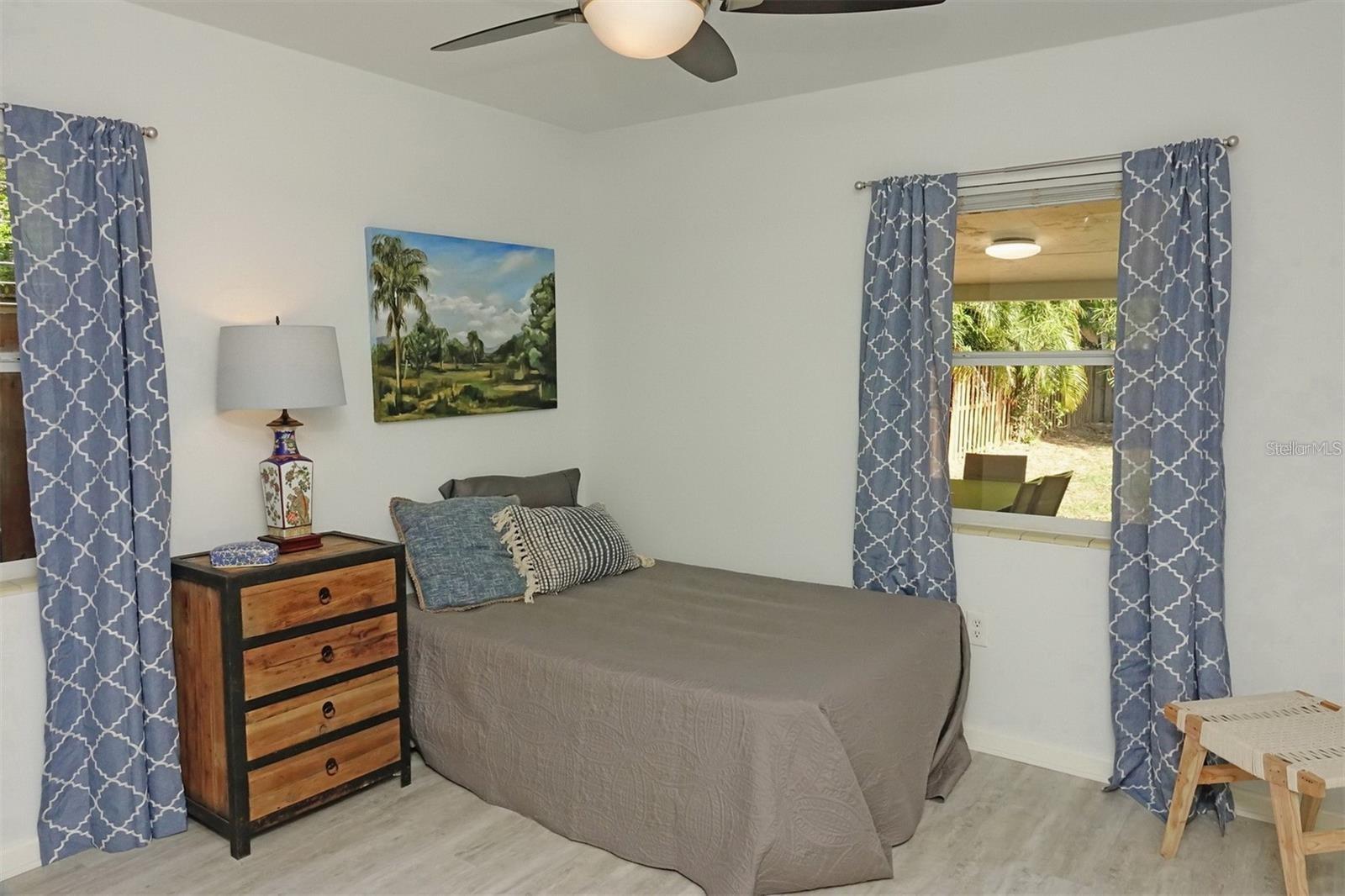 SYLVAN SHORES - Residential