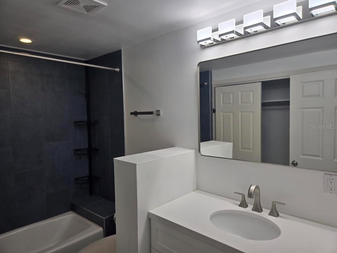 SYLVAN SHORES - Residential