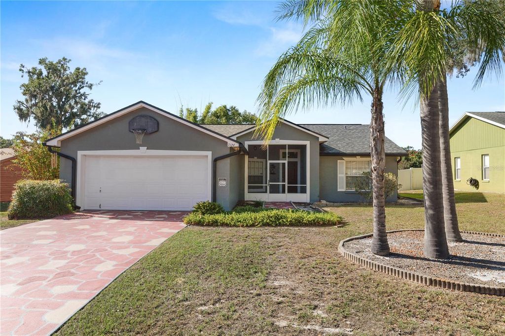 Photo of 7124 Scenic Hills Boulevard, Lakeland, FL 33810 (MLS # TB8460598)