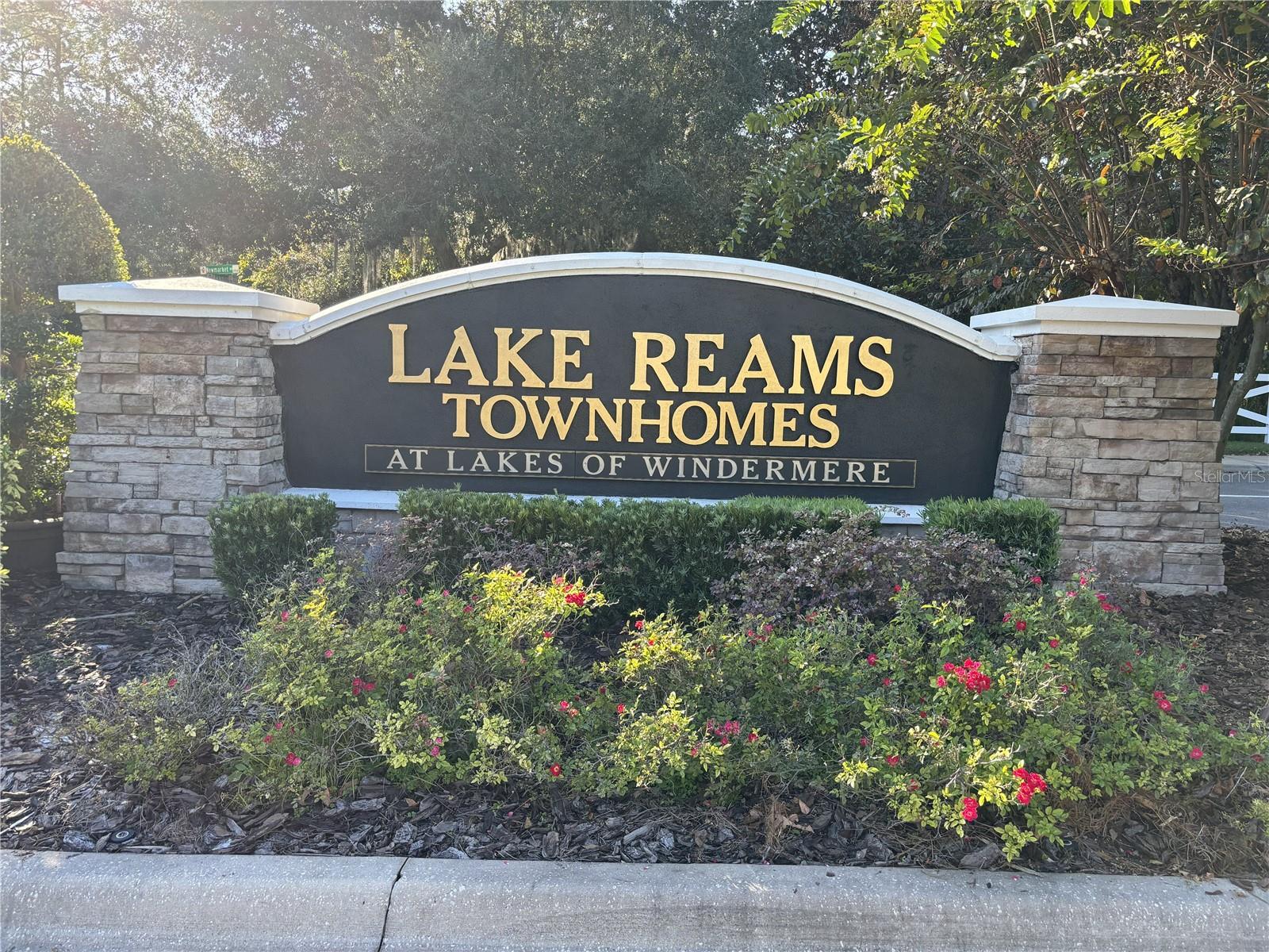LAKES/WINDERMERE-LK REAMS TWHM - Residential