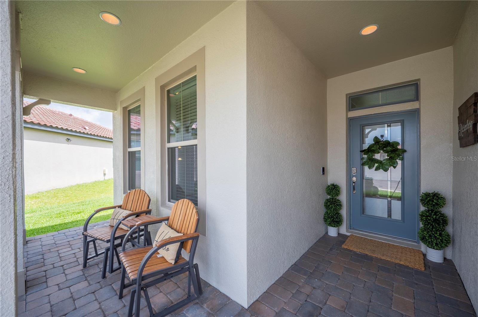 4124 PRIMA LAGO CIRCLE