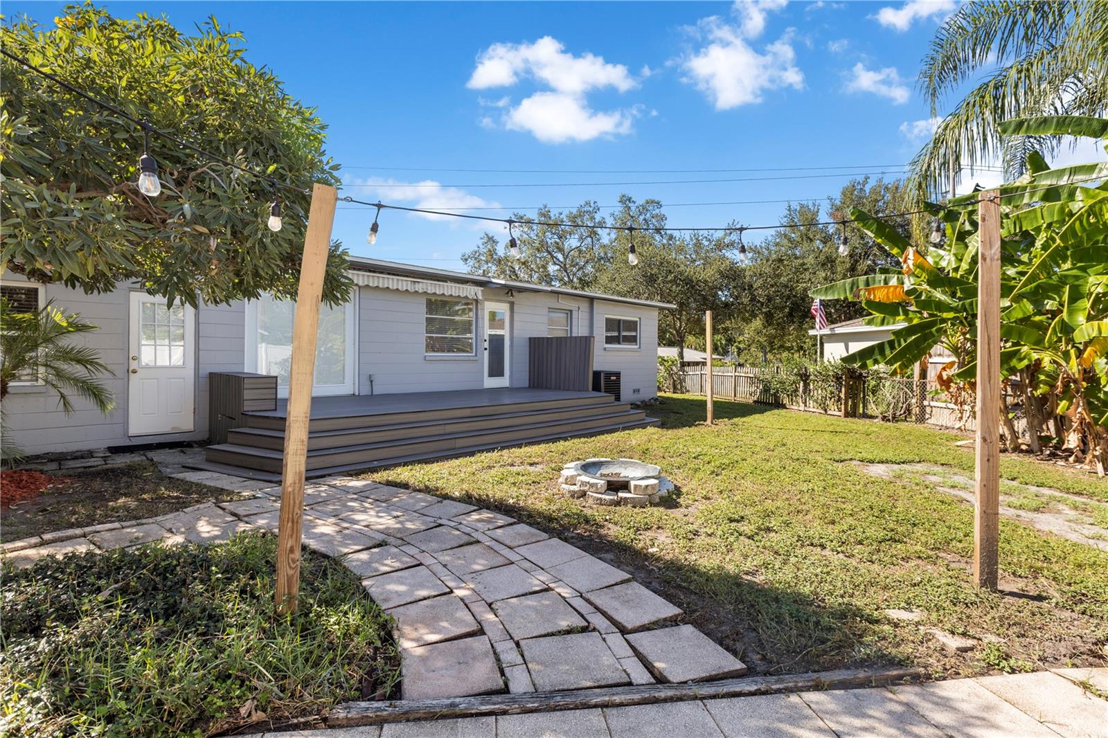 TAMPAS NORTH SIDE CNTRY CL - Residential
