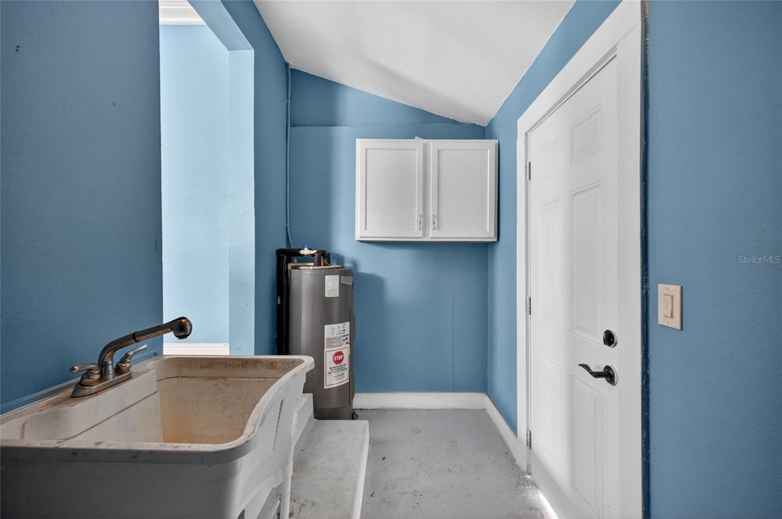 0TY | LAKEWOOD ESTATES UNIT NO 3 - Residential