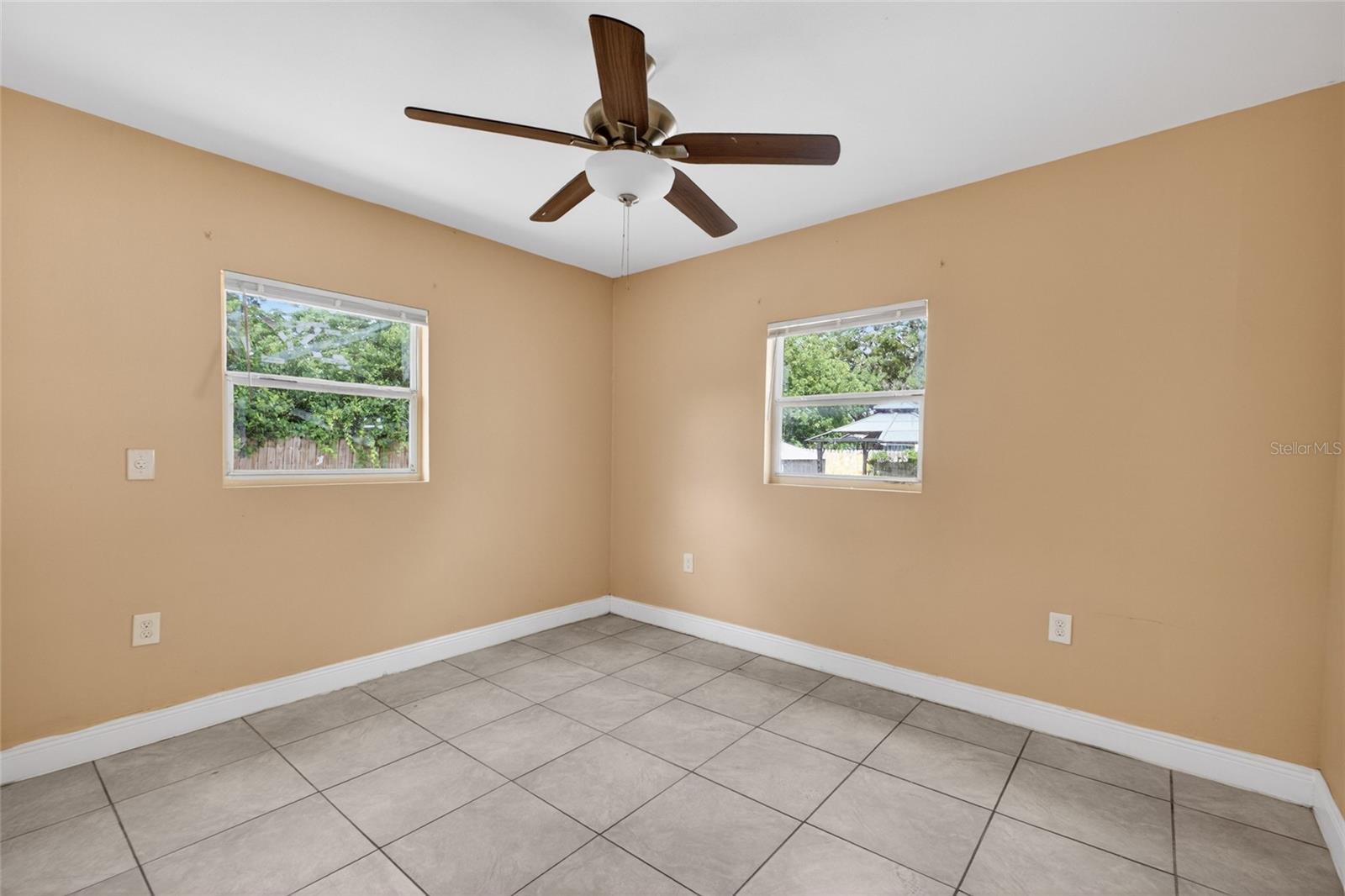 0TY | LAKEWOOD ESTATES UNIT NO 3 - Residential