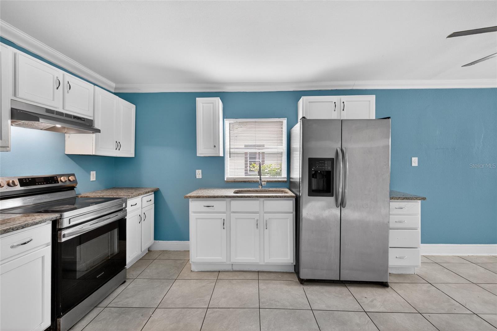 0TY | LAKEWOOD ESTATES UNIT NO 3 - Residential