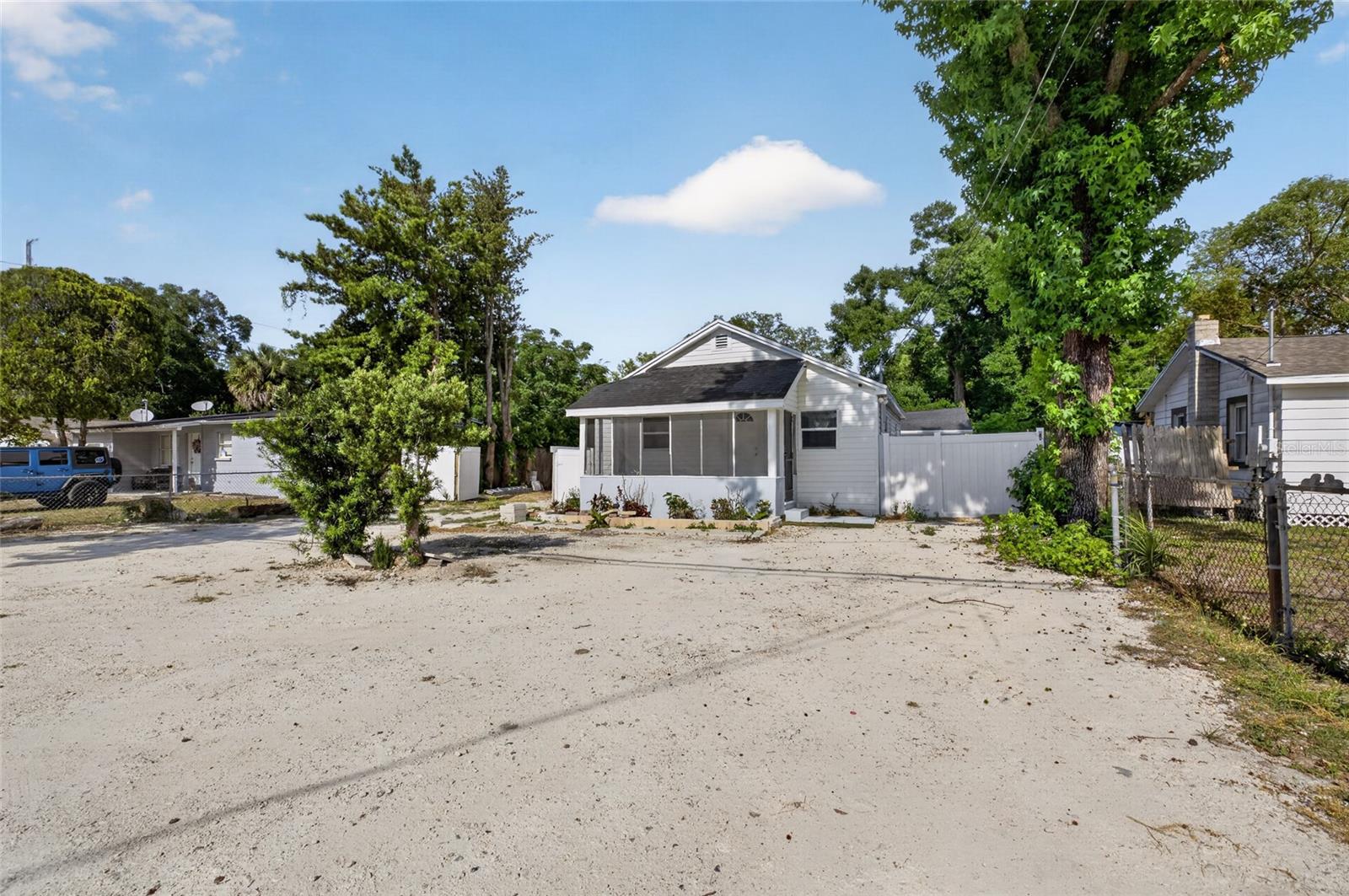 0TY | LAKEWOOD ESTATES UNIT NO 3 - Residential