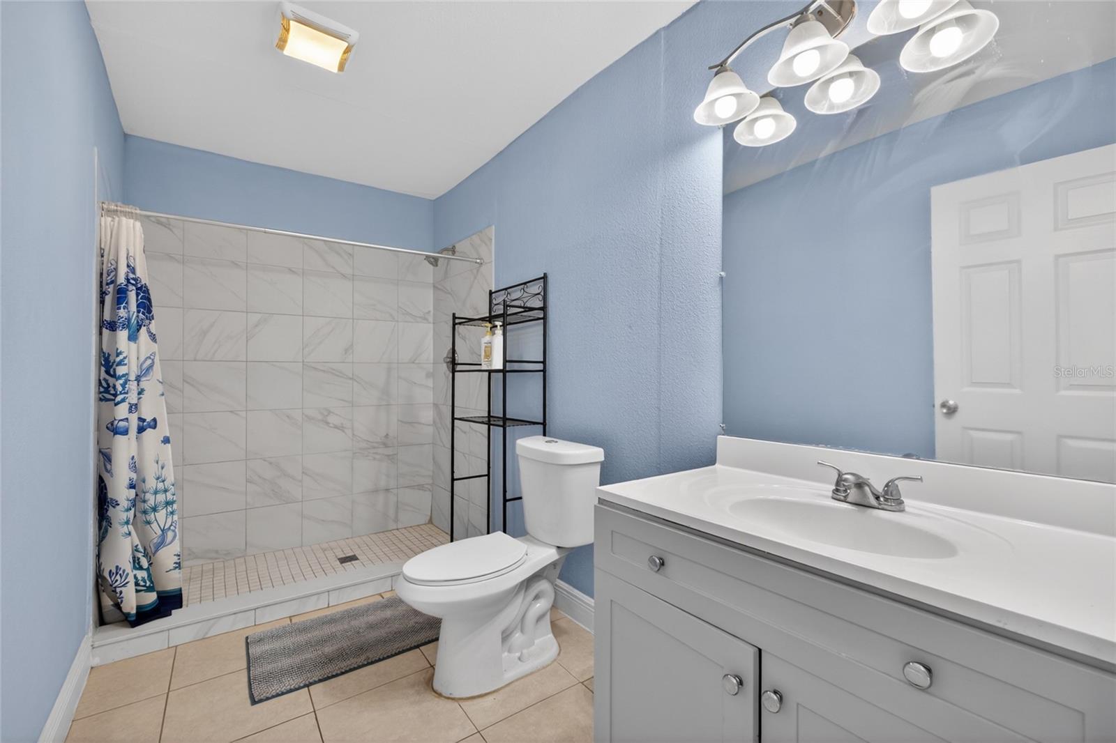 0TY | LAKEWOOD ESTATES UNIT NO 3 - Residential