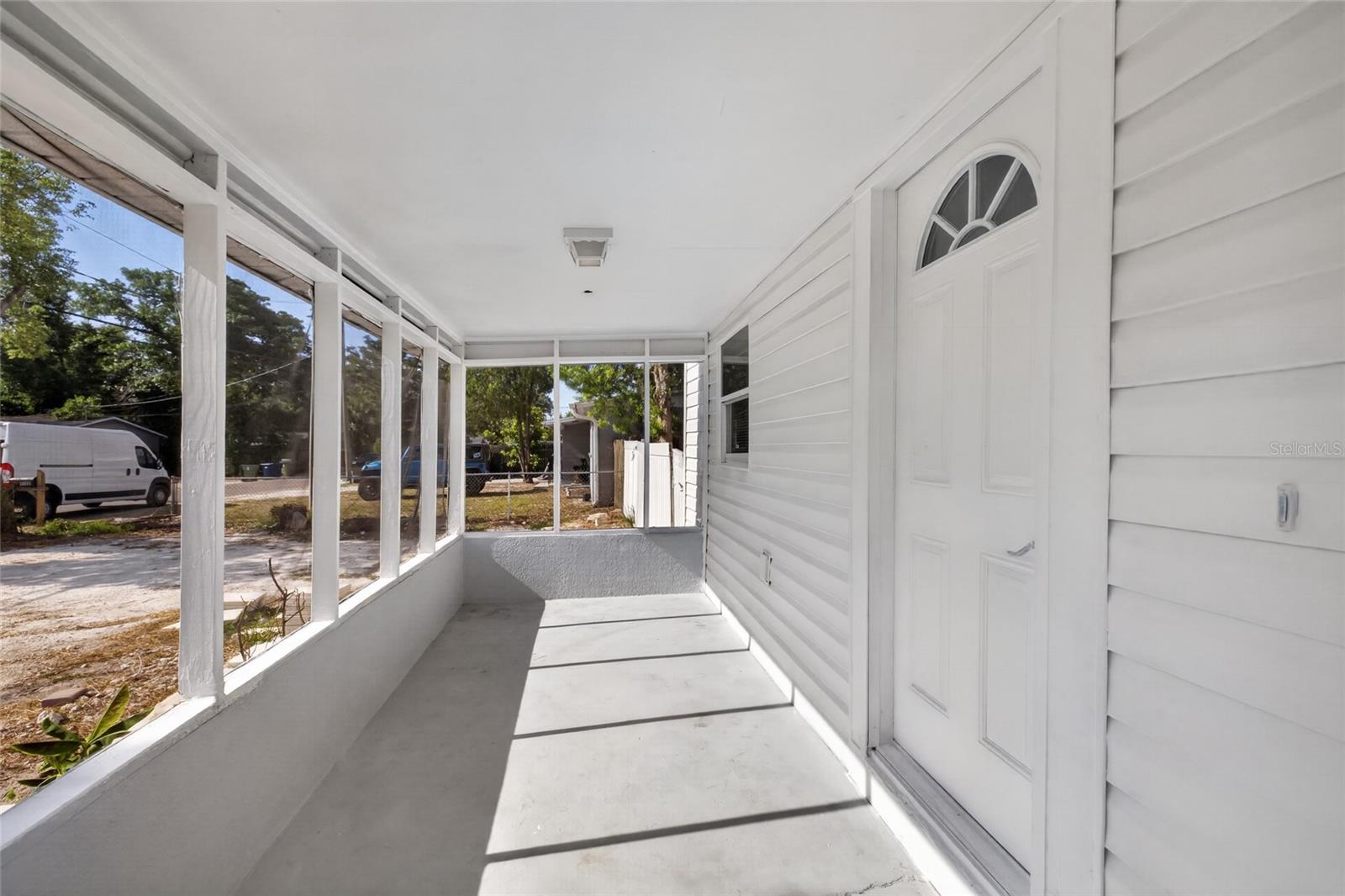 10115 N 14TH
