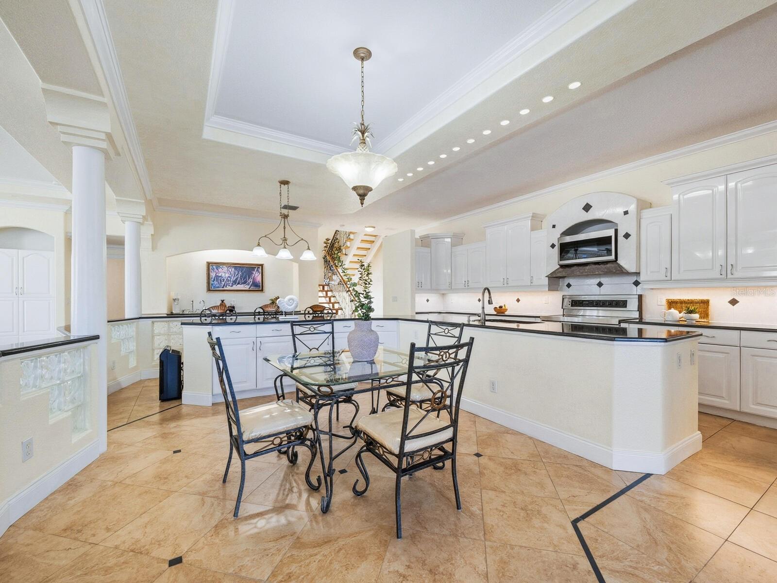 SARASOTA BEACH - Residential