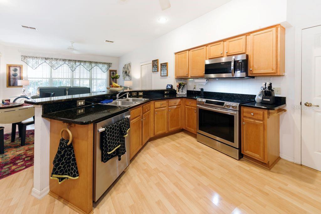 RAINBOW SPGS 05 REP - Residential