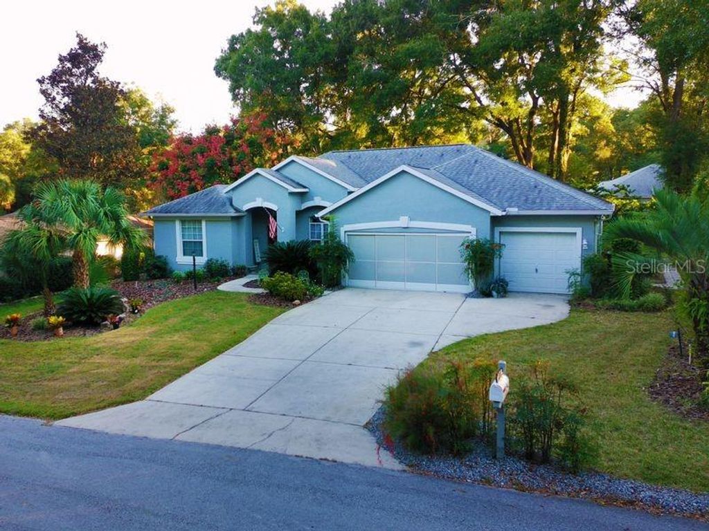 Photo of 19326 SW 101st Place Road, Dunnellon, FL 34432 (MLS # GC534810)