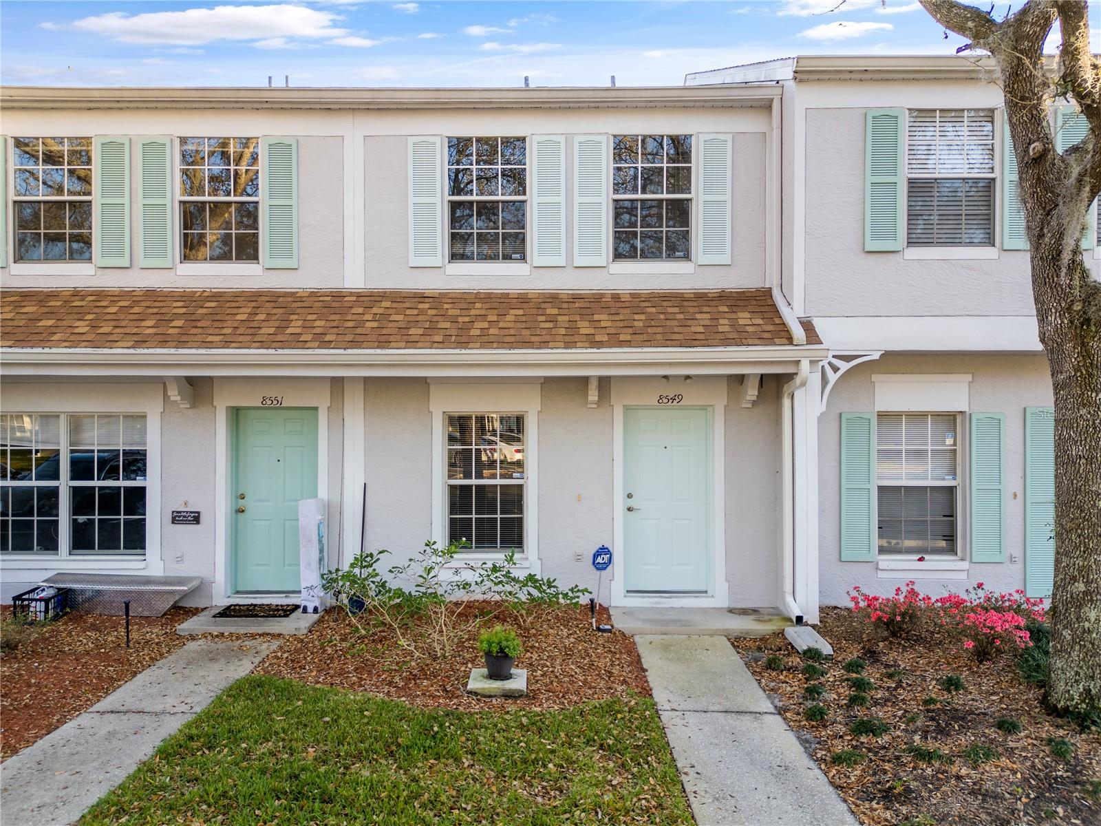 View TAMPA, FL 33647 townhome