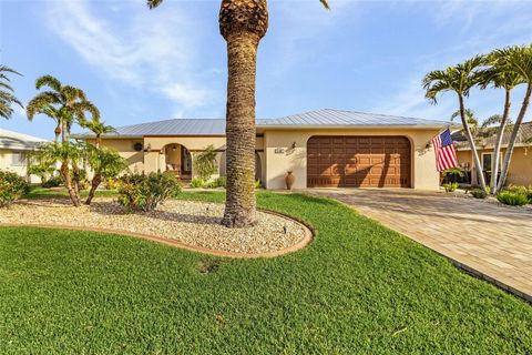 A home in PUNTA GORDA