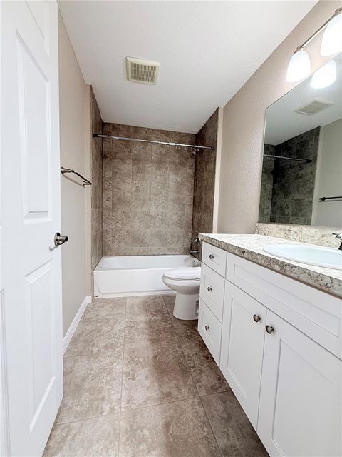 Tiny photo for 15712 SW 37th Circle, Ocala, FL 34473 (MLS # OM724443)