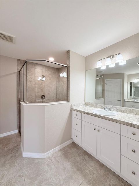 Tiny photo for 15712 SW 37th Circle, Ocala, FL 34473 (MLS # OM724443)
