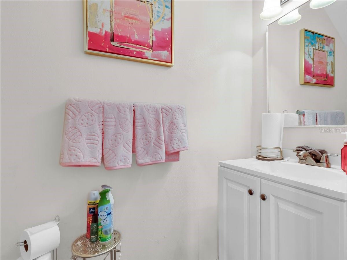 WATERSIDE CONDO I - Residential