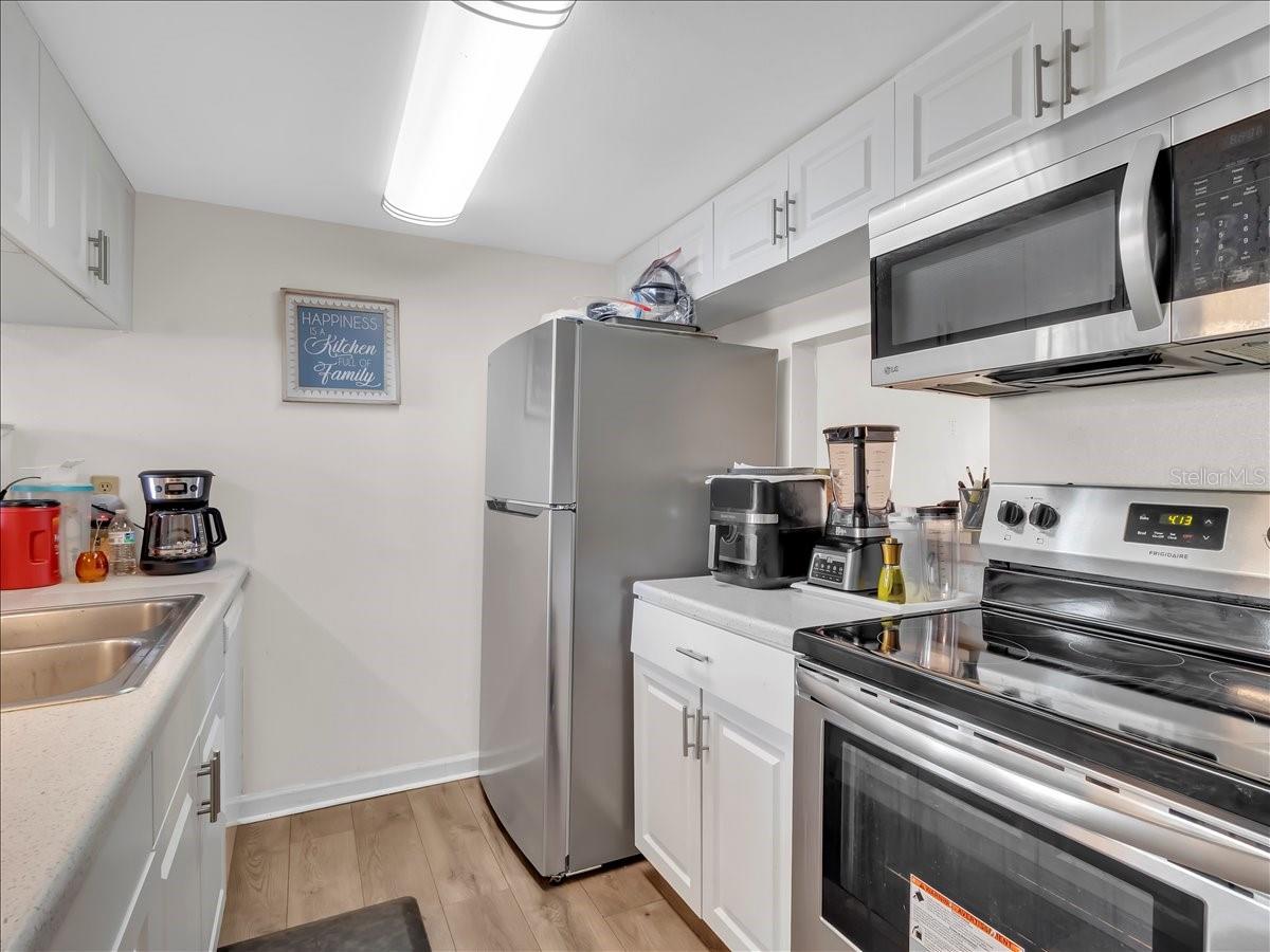 7128 WATERSIDE DRIVE 7128