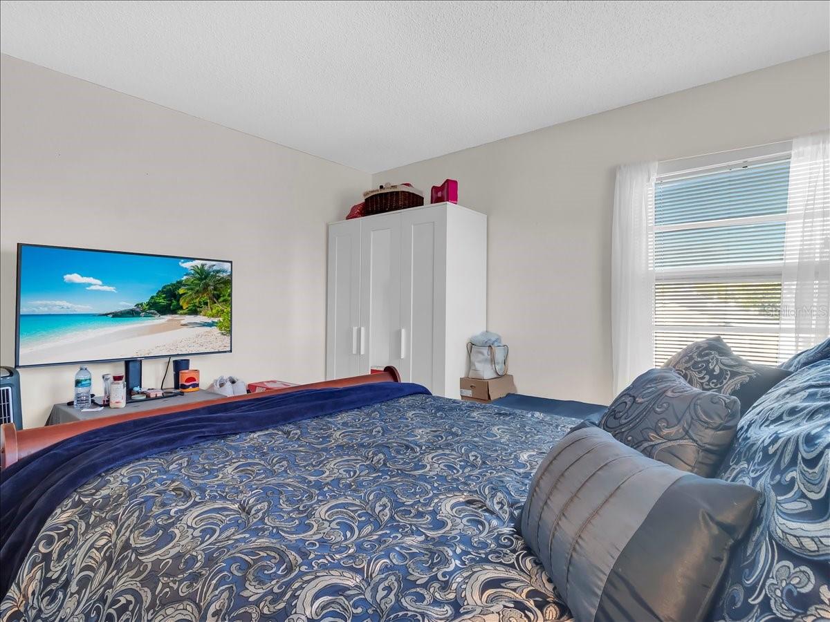 WATERSIDE CONDO I - Residential