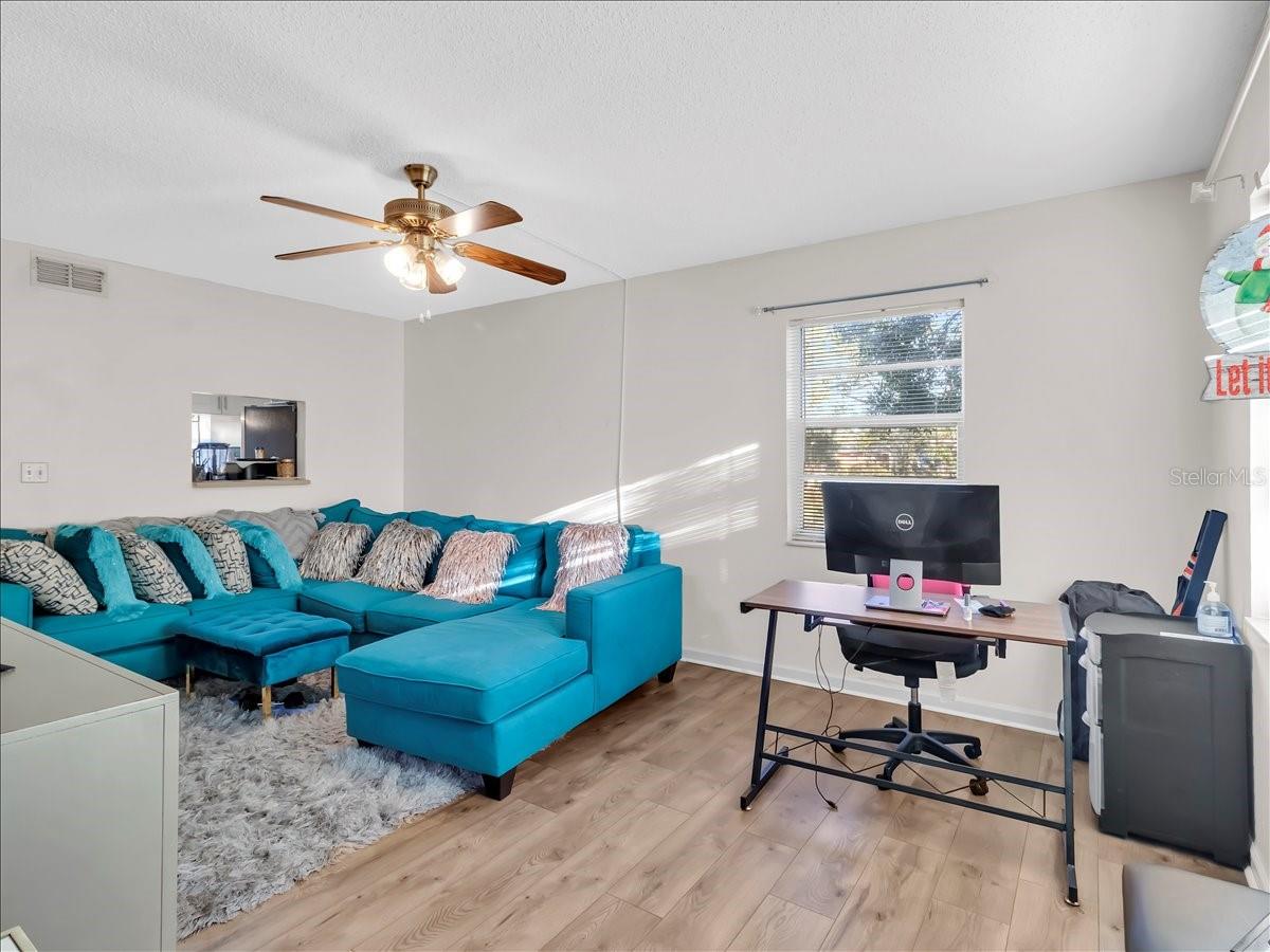 WATERSIDE CONDO I - Residential