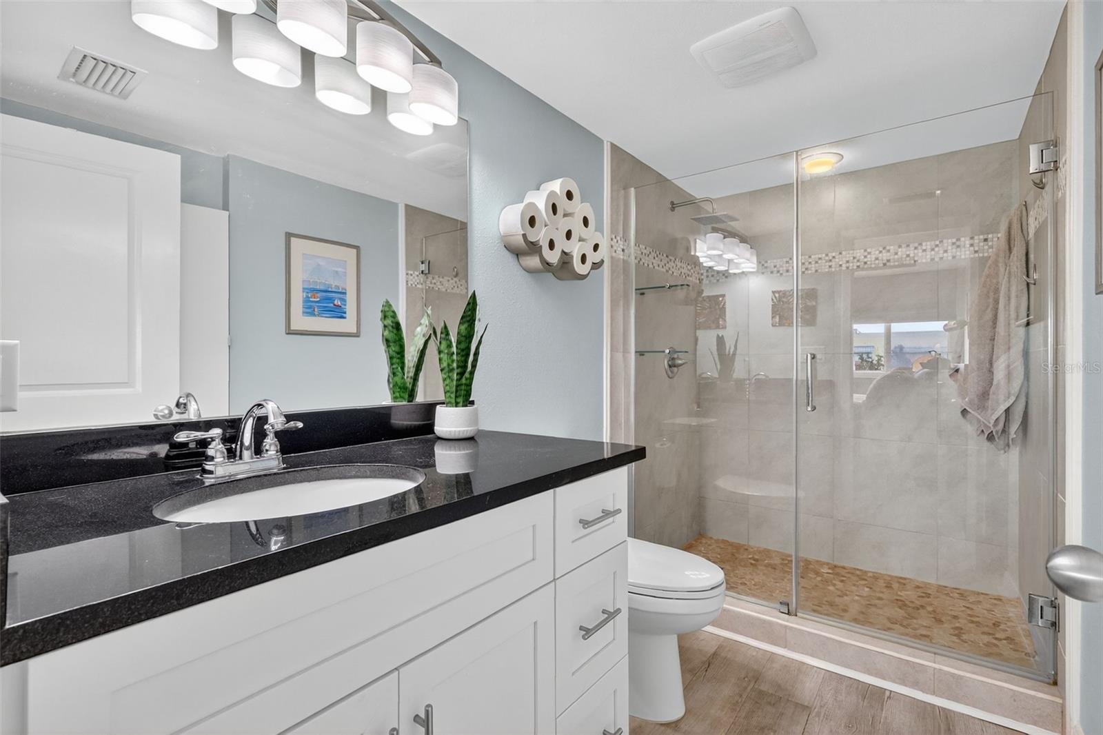 ISLAND WAY TOWERS CONDO - Residential