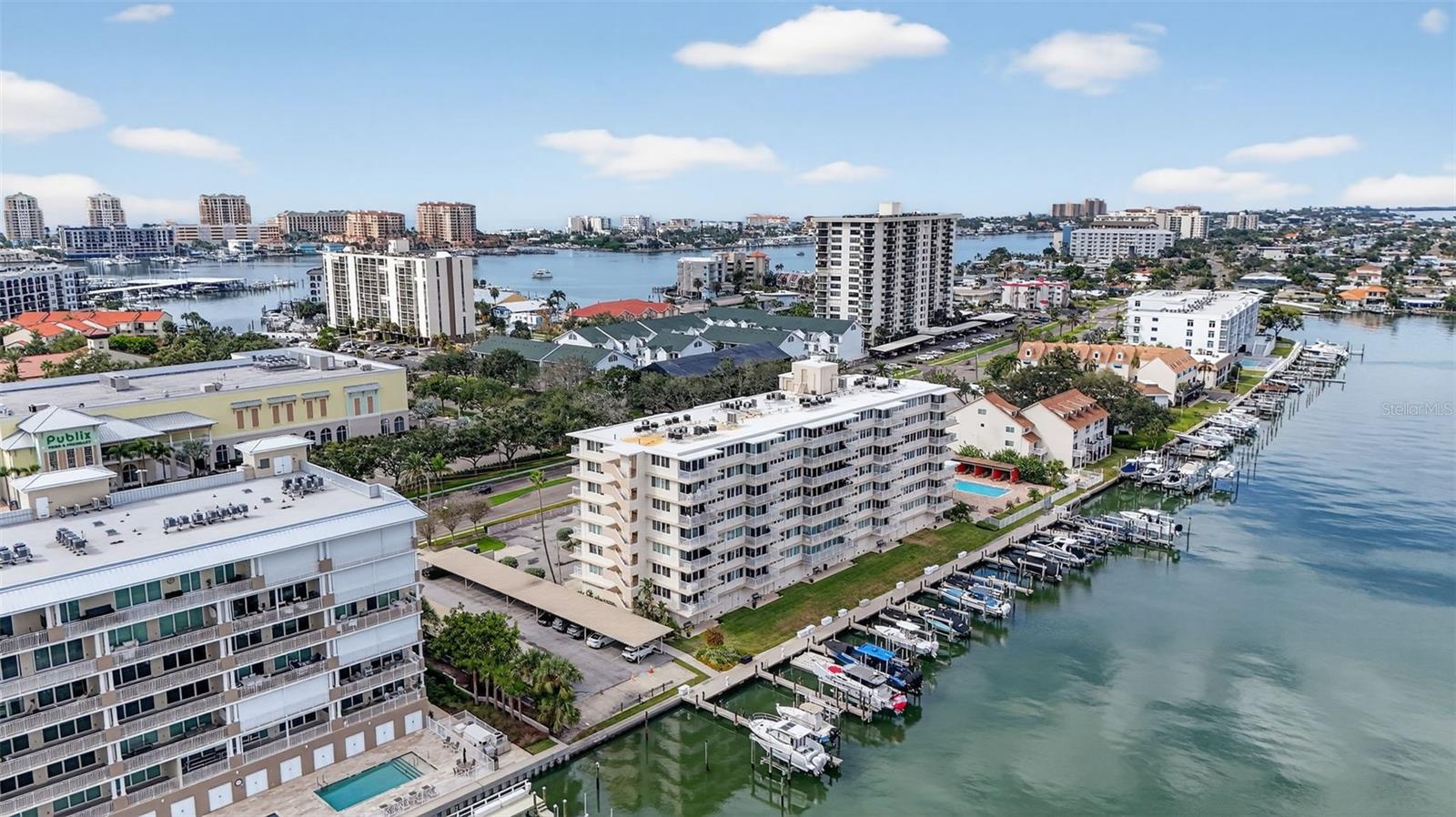 ISLAND WAY TOWERS CONDO - Residential