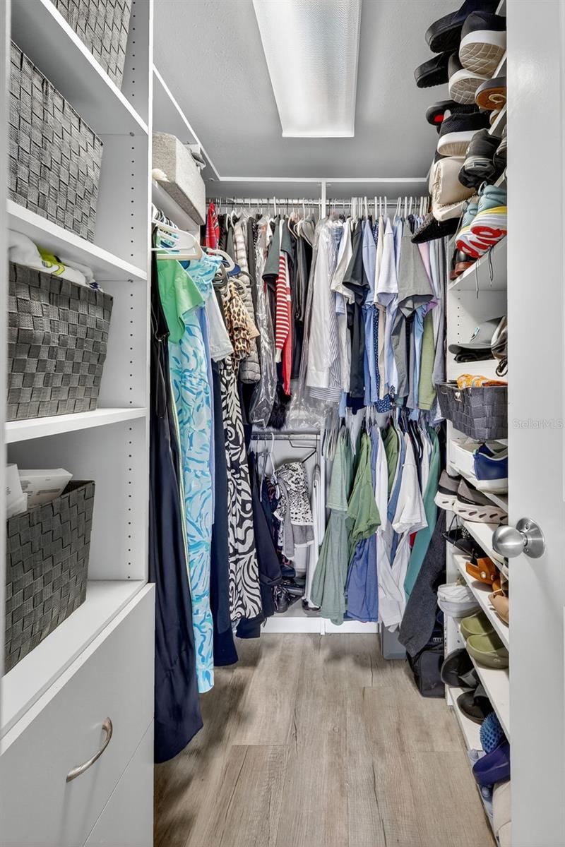 ISLAND WAY TOWERS CONDO - Residential