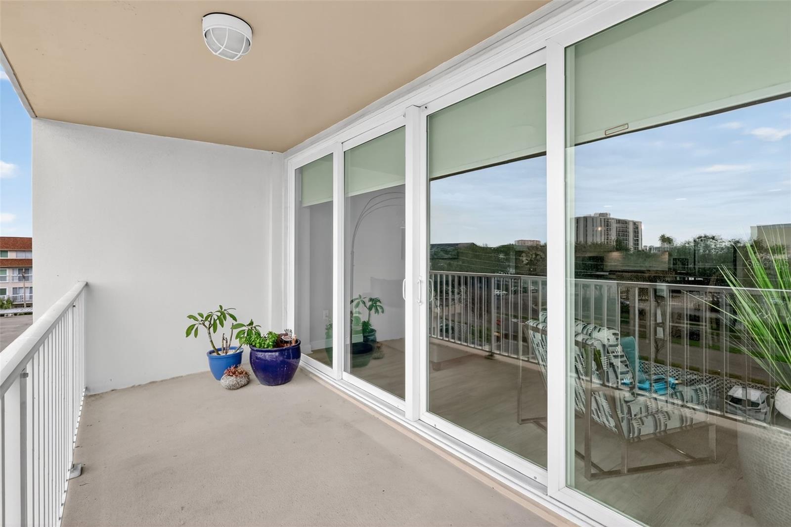 ISLAND WAY TOWERS CONDO - Residential