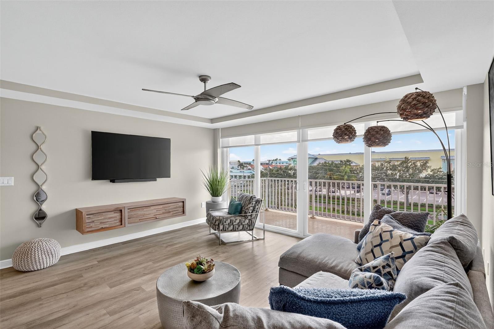 ISLAND WAY TOWERS CONDO - Residential