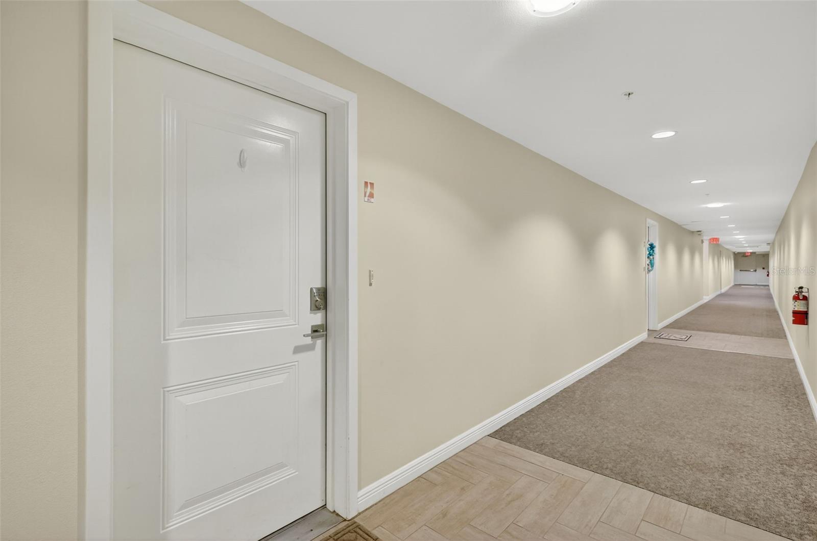 ISLAND WAY TOWERS CONDO - Residential