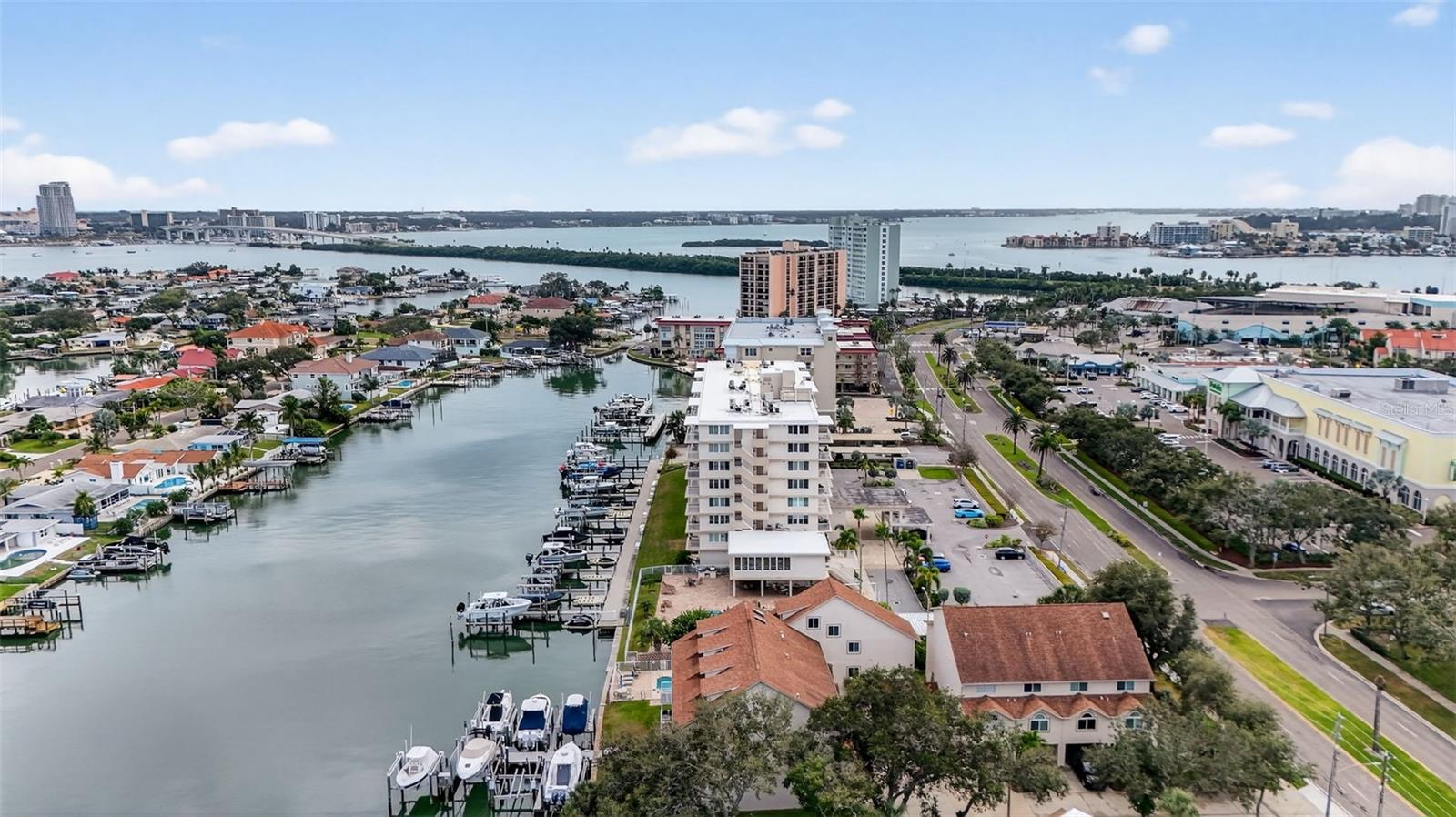 ISLAND WAY TOWERS CONDO - Residential