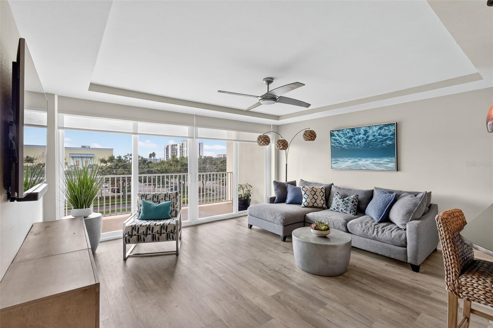 ISLAND WAY TOWERS CONDO - Residential