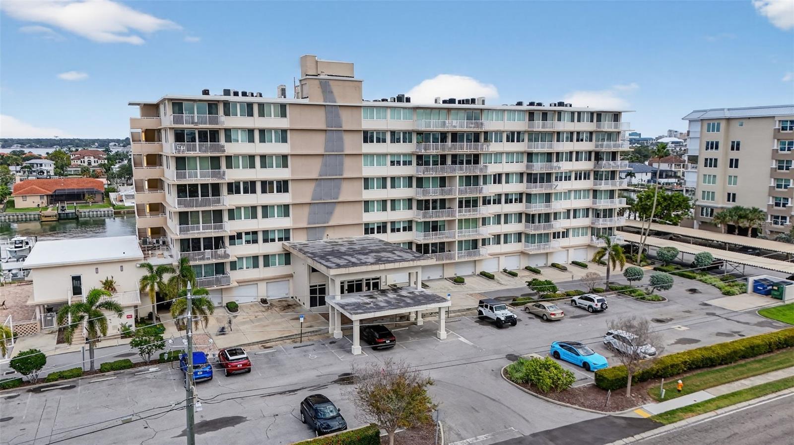 ISLAND WAY TOWERS CONDO - Residential