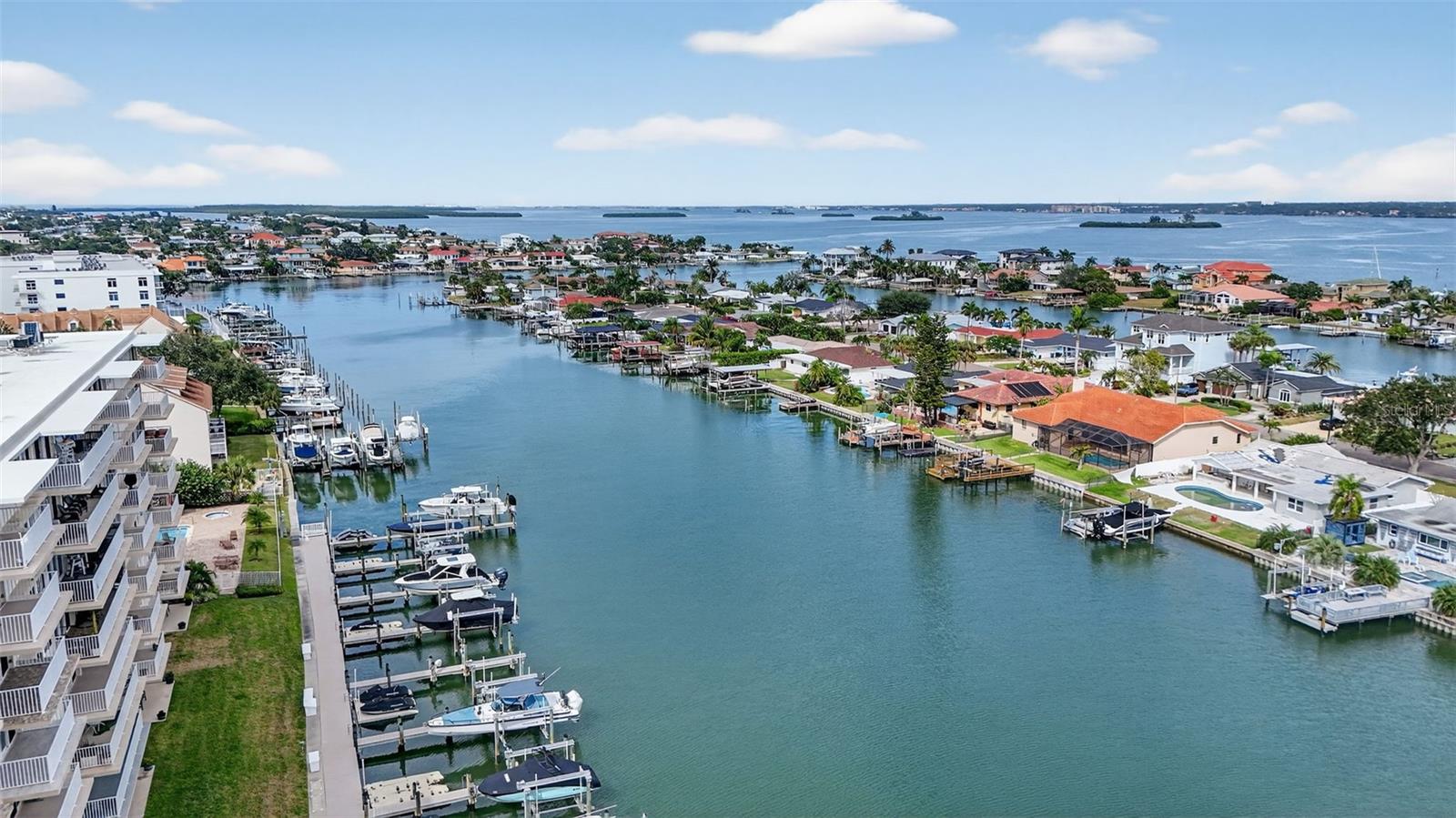 ISLAND WAY TOWERS CONDO - Residential