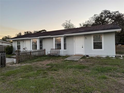 Photo of 421 N Normandale Avenue, Orlando, FL 32835 (MLS # O6392545)