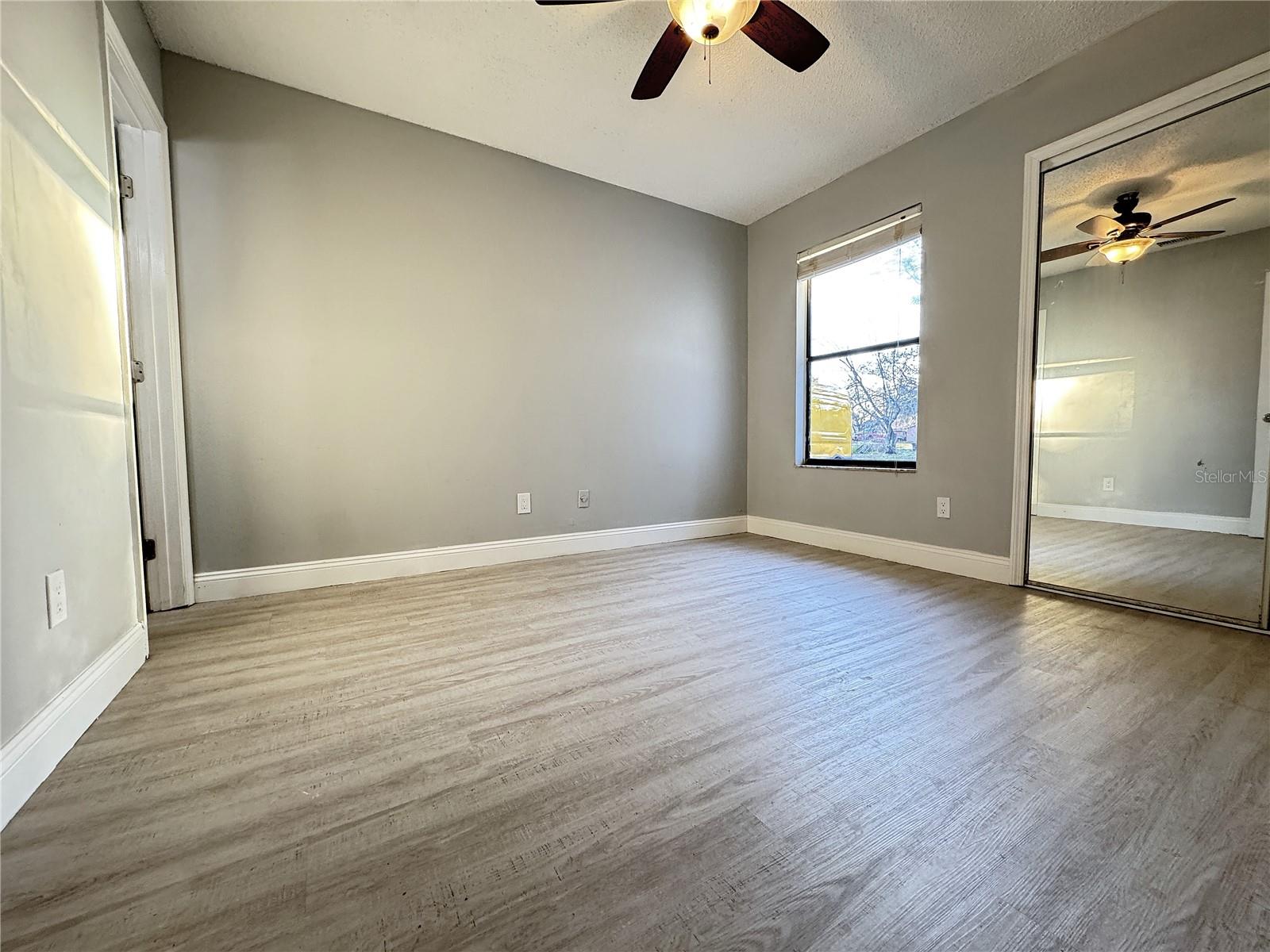 AVONDALE - Residential Income