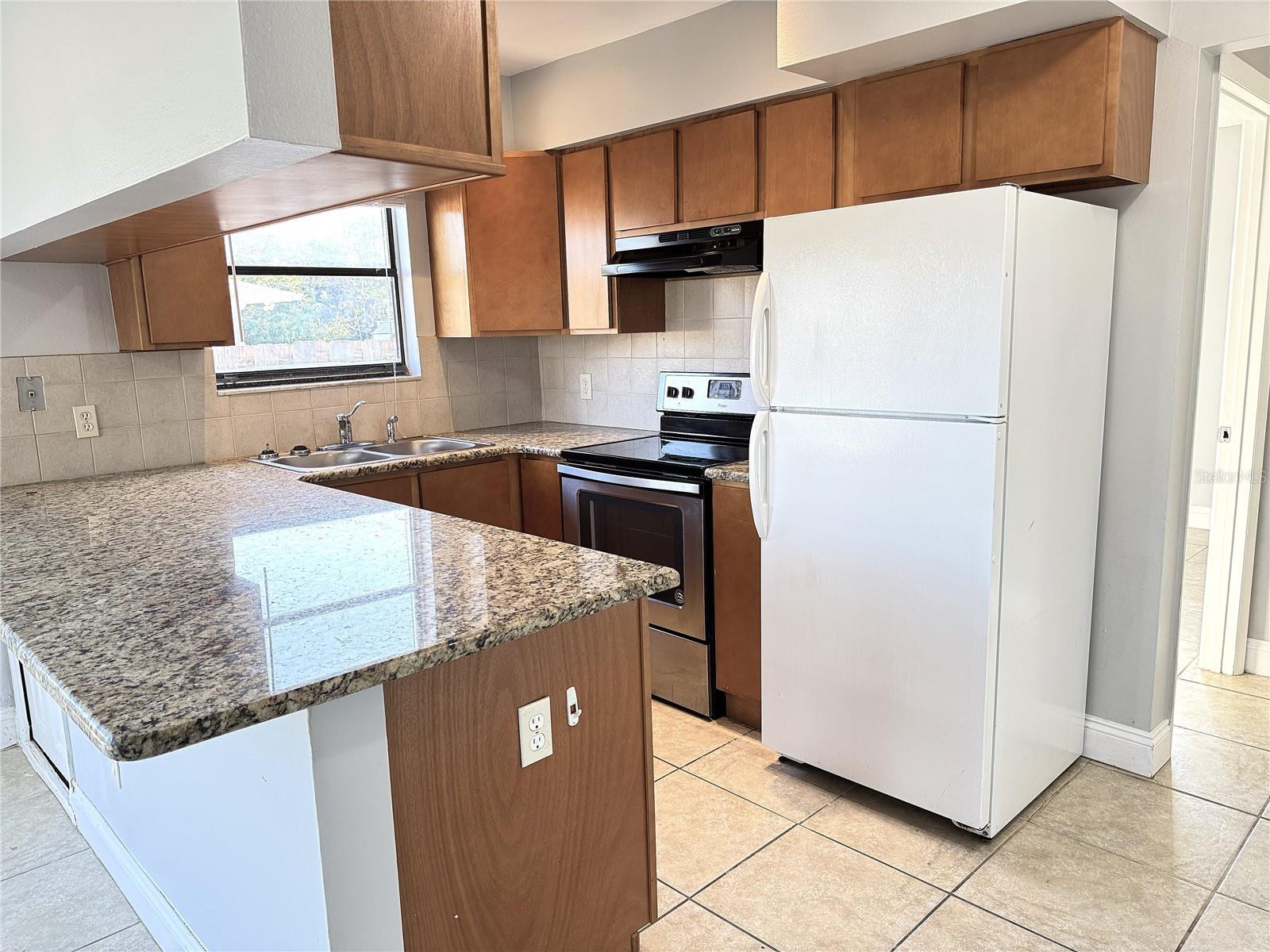 AVONDALE - Residential Income