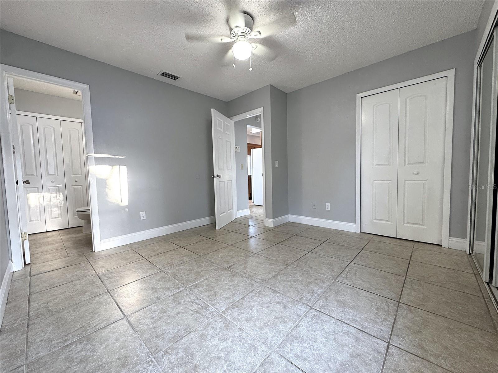 AVONDALE - Residential Income