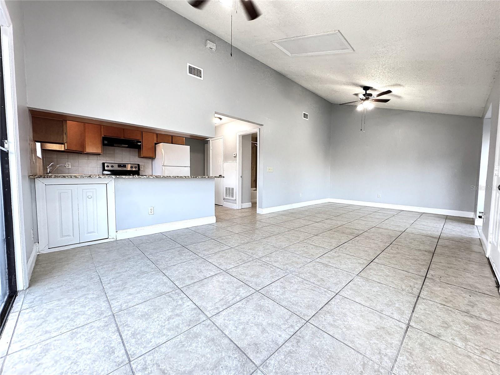 AVONDALE - Residential Income