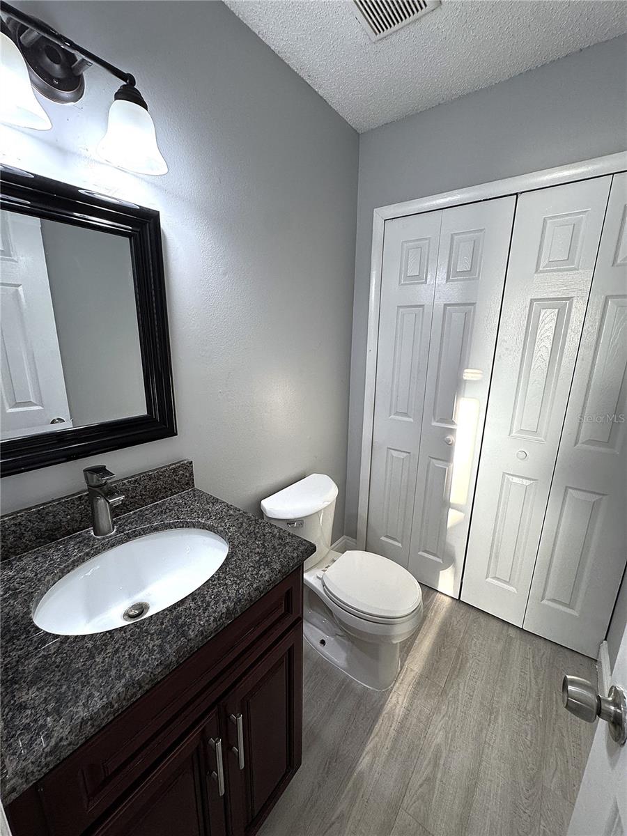 AVONDALE - Residential Income