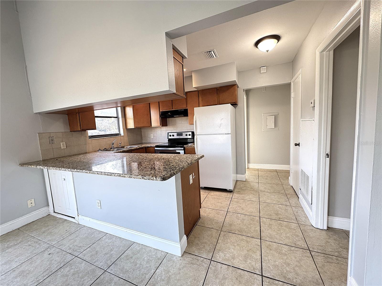 AVONDALE - Residential Income