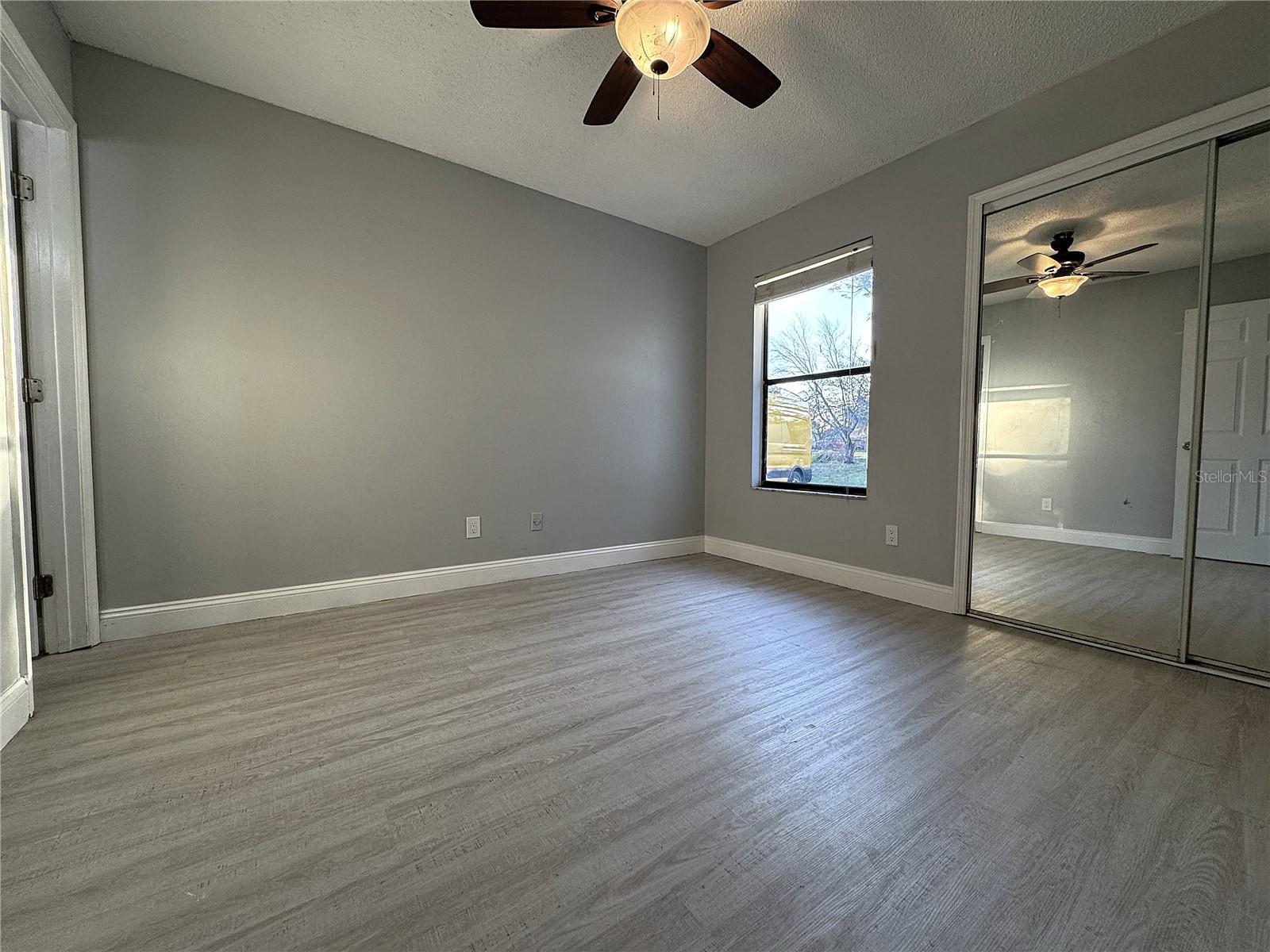 AVONDALE - Residential Income