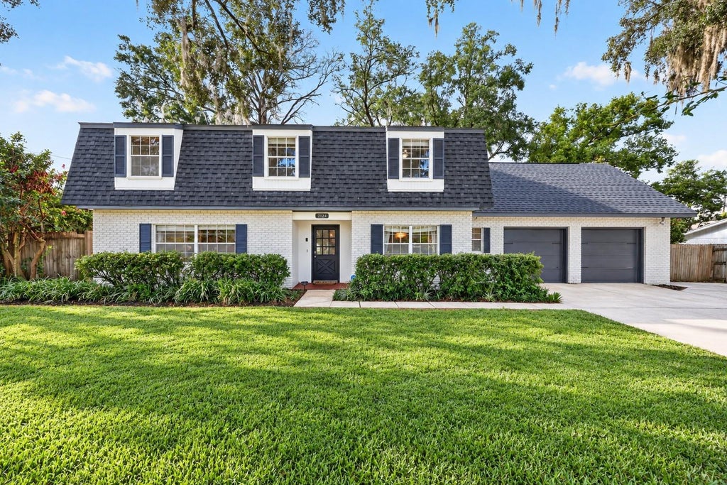 Photo of 2124 NE 7th Street, Ocala, FL 34470 (MLS # OM732794)