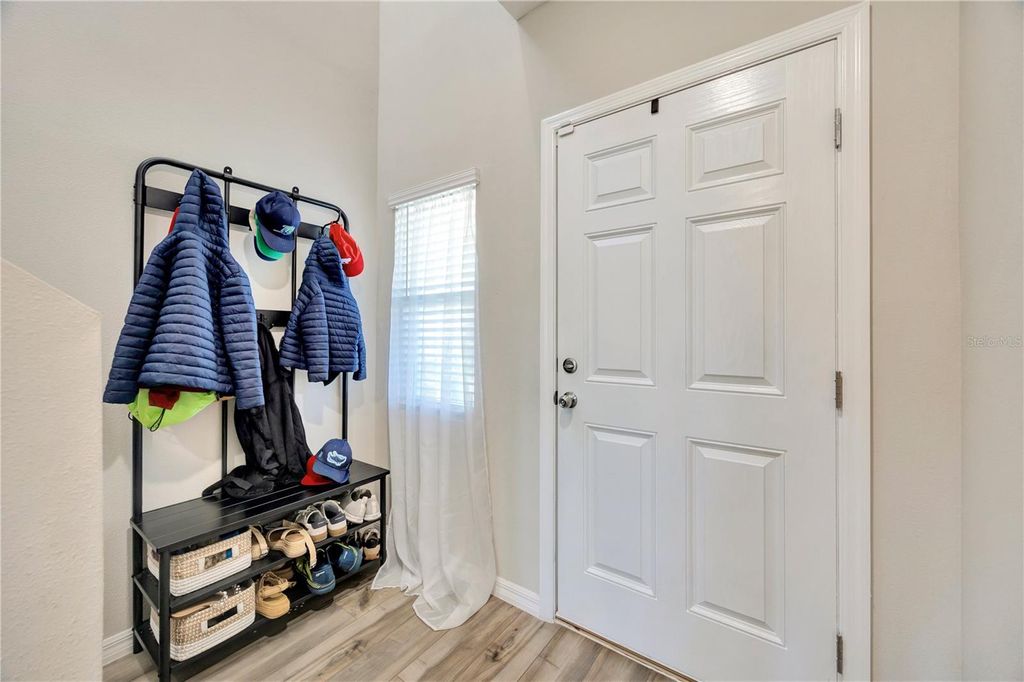 Photo of 5532 Summer Sunset Drive, Apollo Beach, FL 33572 (MLS # TB8482072)