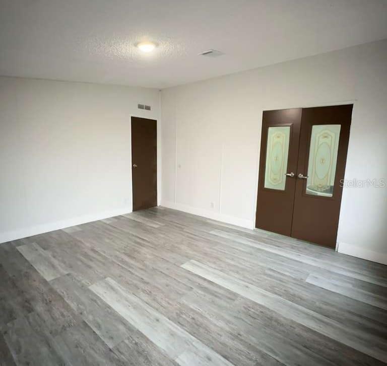 VANGUARD ESTATES - Residential