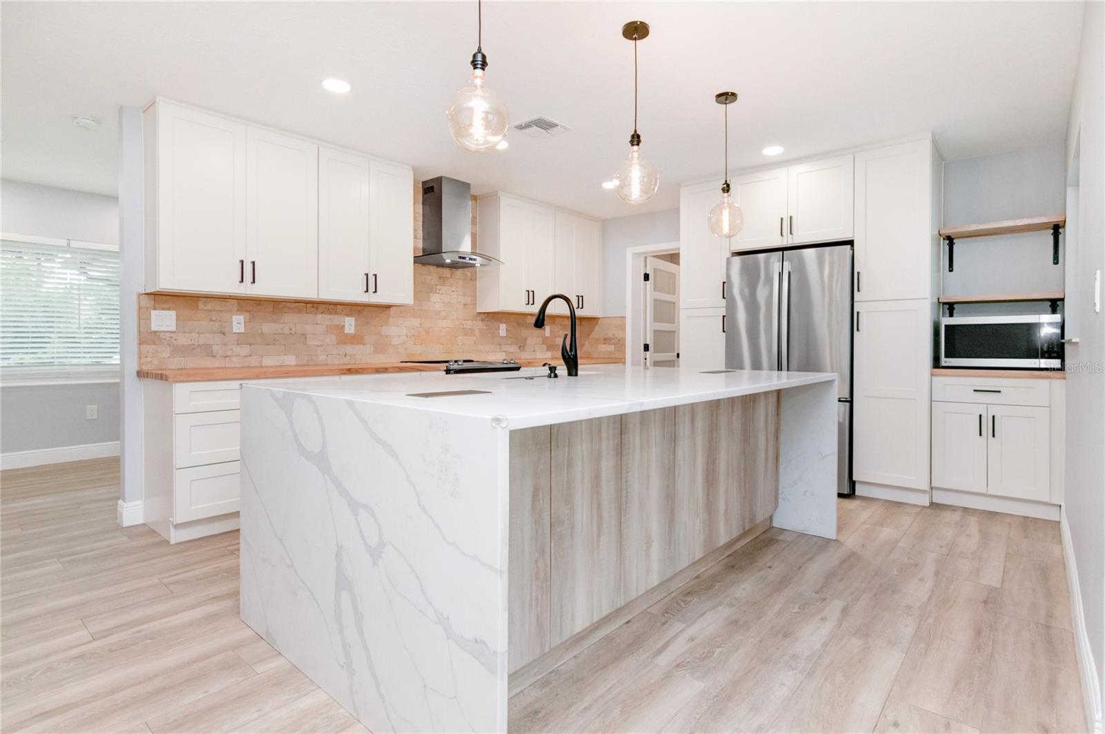 TUSCANIA - Residential Lease