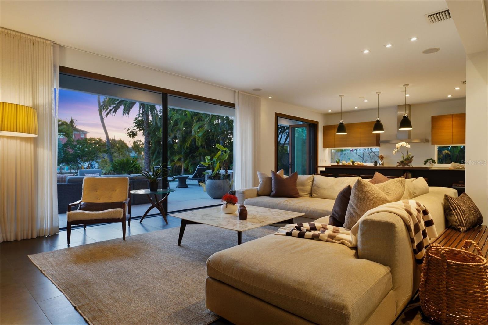 SAINT ARMANDS DIV JOHN RINGLING ESTATES - Residential