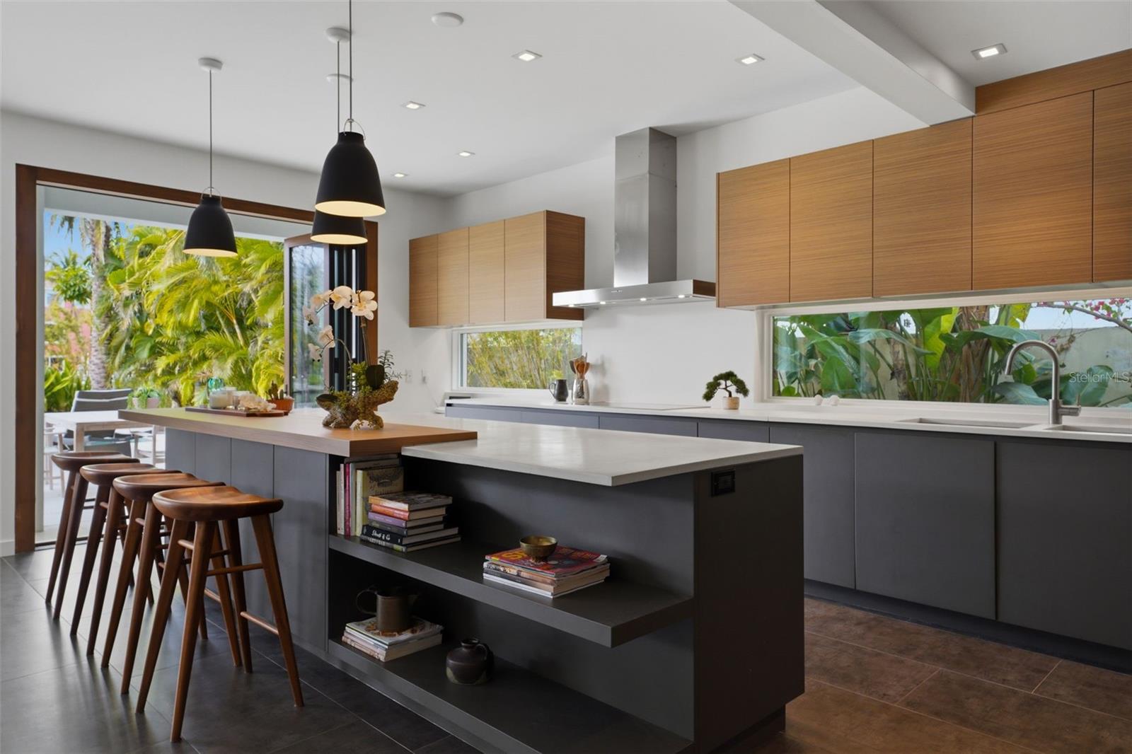 SAINT ARMANDS DIV JOHN RINGLING ESTATES - Residential